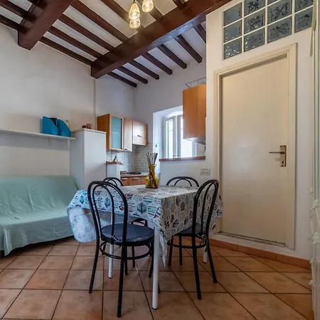 La Tonnina - Goelba Apartment *
